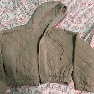 Cropped zip up quilted hoodie